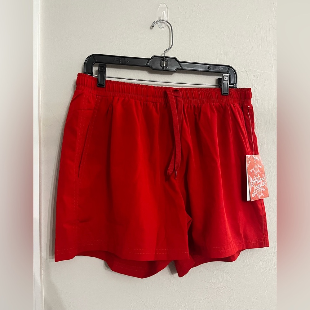 Kortni Jeane lava red